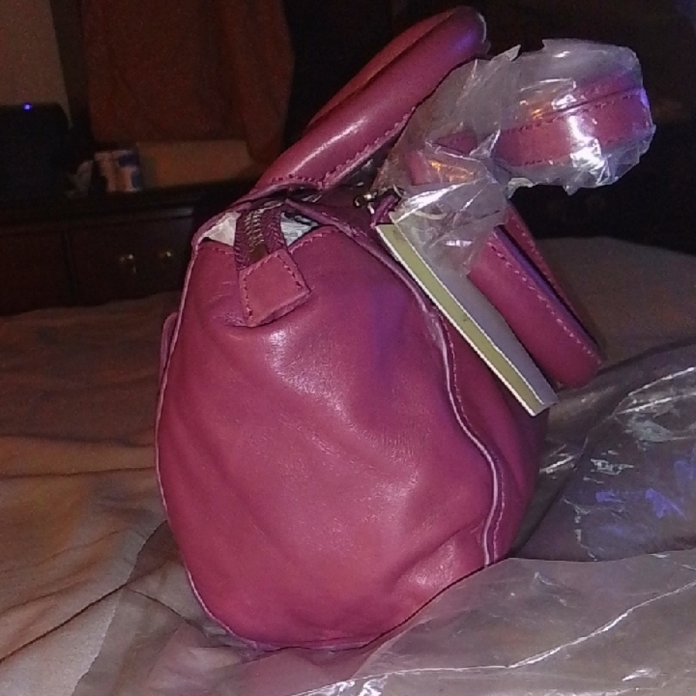 Lucky Brand Pink Satchel with Structured Design and Double Handles - Picture 4 of 10